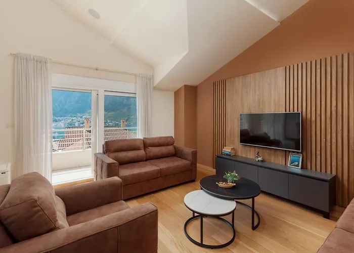 Kotor Luxury View Apartment