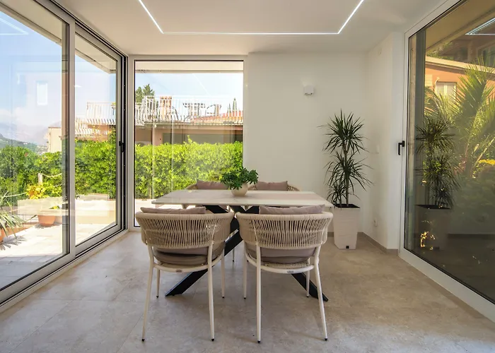 Palma Apartments Kotor