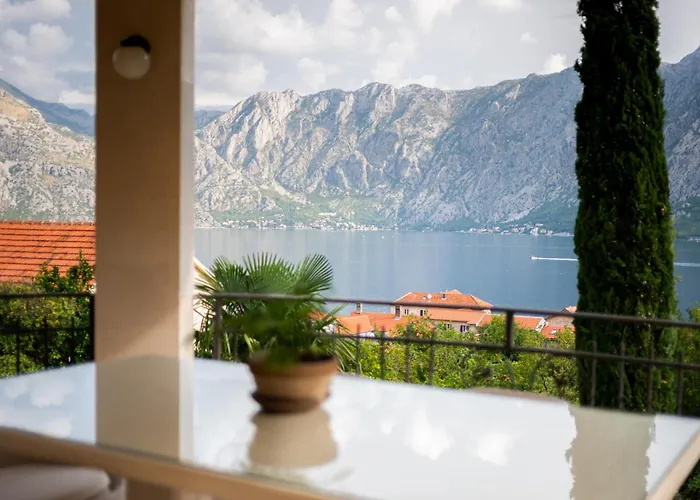 Haustierfreundliches Apartments Feral Kotor