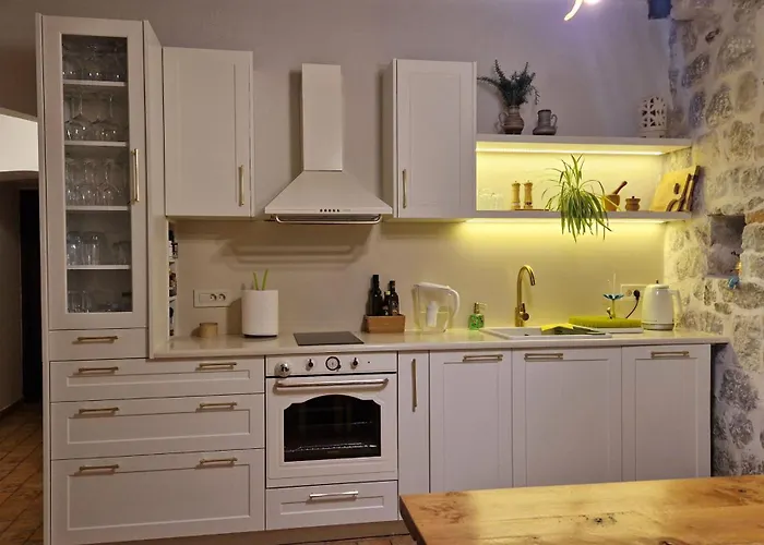 Apartment Dyonis Perast
