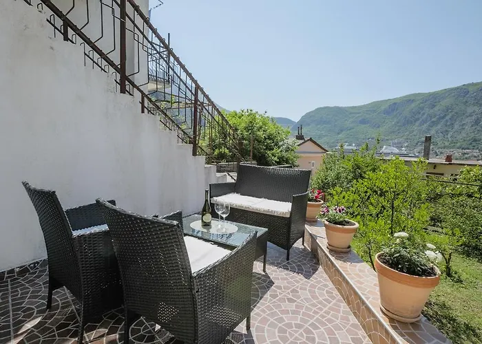 Apartments Feniks Kotor
