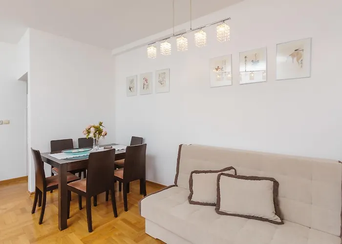 Family Home With Terrace View Kotor