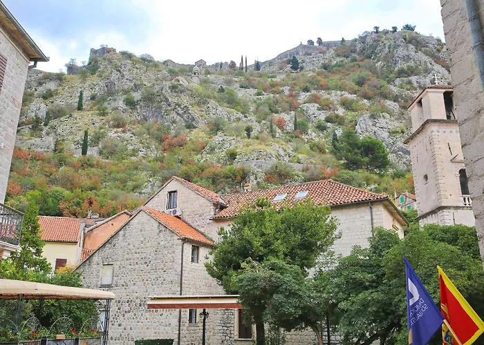 Old Town Kotor Square Apartment