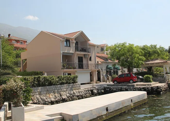 Apartments Dijana Kotor